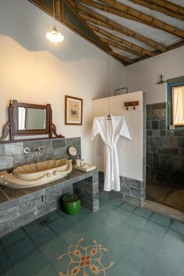 Lohonostays Bamboo House Sadhrana Bagh グルガウン エクステリア 写真